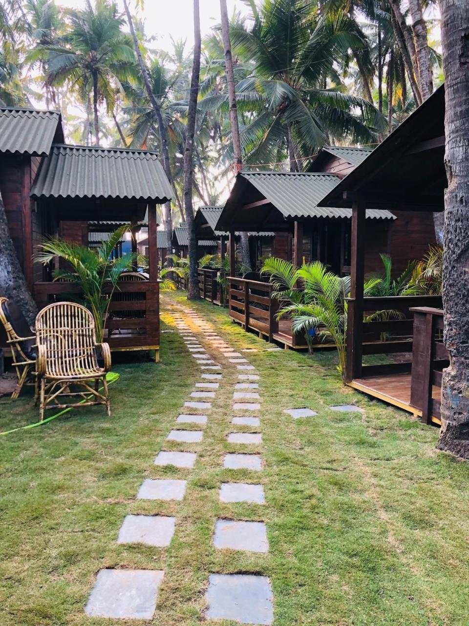 Royal Wood Beach Resort Palolem Exterior photo